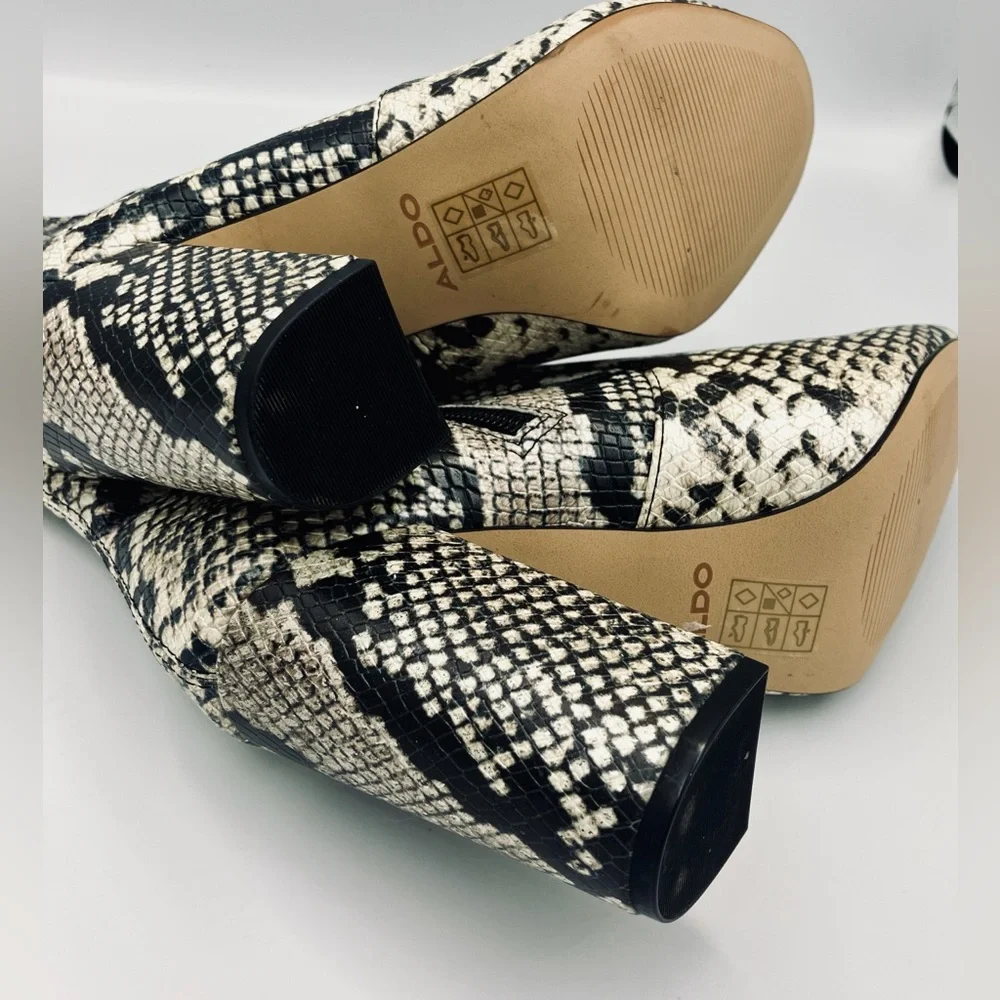 Aldo Aurella 3.5” Block Heel Snakeskin Pattern Ankle Boots size 7 EUC - Picture 8 of 10